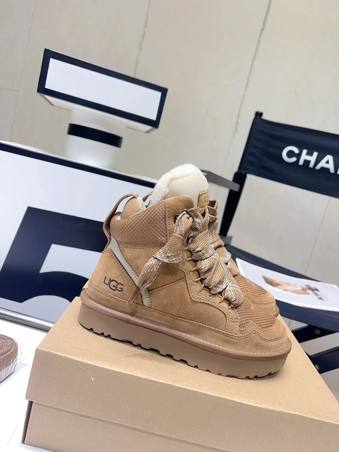 ADULT HIGH FASHION UGG SNEAKER