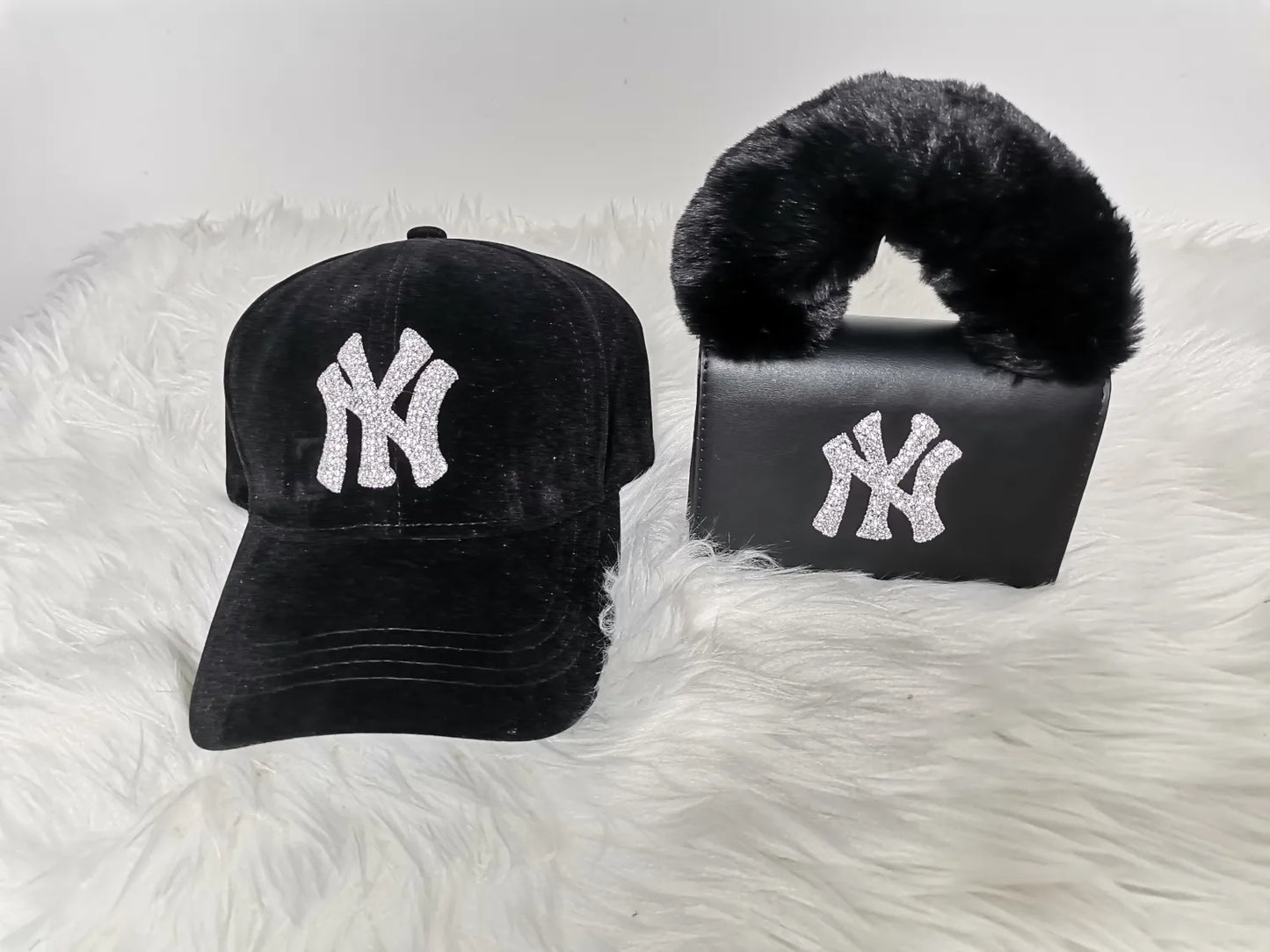 VELVET NY PURSE & HAT SET